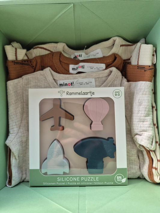 6+ month gift box boy/unisex - Small - shell/sand - giraffe